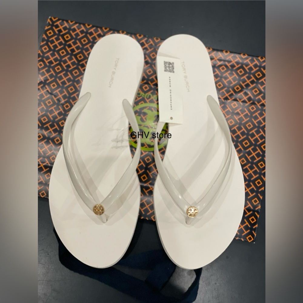 Tory burch Chelsea flip flops